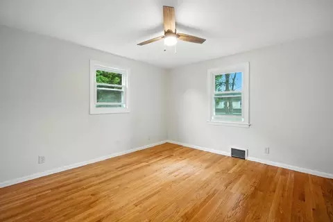 32 Pine Hill Rd, Springfield, MA 01118 photo 15