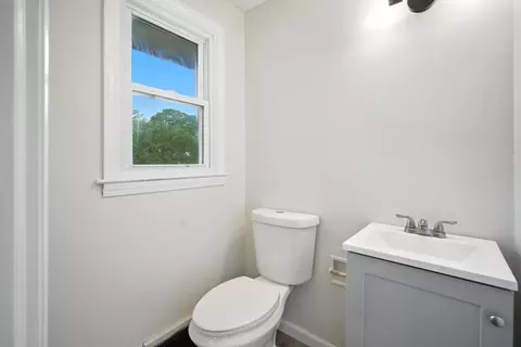 32 Pine Hill Rd, Springfield, MA 01118 photo 23