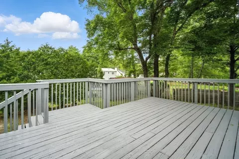 32 Pine Hill Rd, Springfield, MA 01118 photo 30