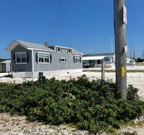 109 E Beach Rd, Westport, MA 02790