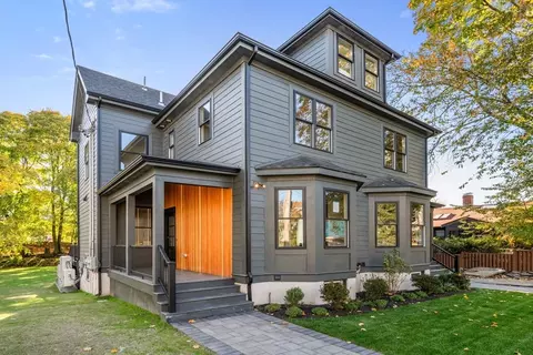 22 Broadway #22, Watertown, MA 02472