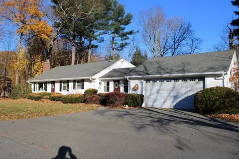 351 Randolph St, Abington, MA 02351