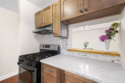 450 Rock #2, Fall River, MA 02720 photo 5