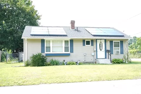 48 Ray Ave, Fitchburg, MA 01420