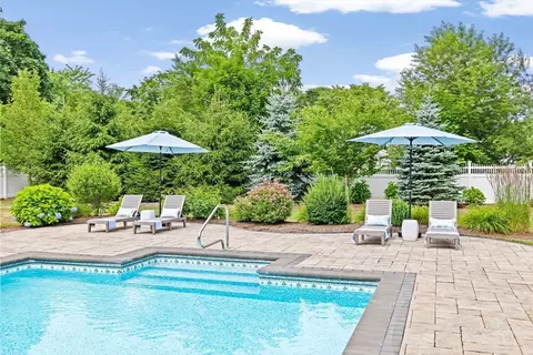 6 Craig Ln, Hingham, MA 02043 photo 3