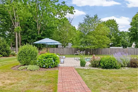 6 Craig Ln, Hingham, MA 02043 photo 4