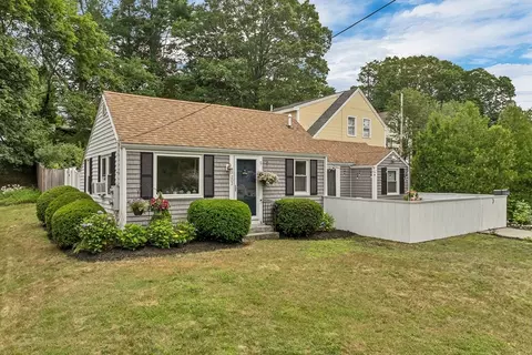 202 Low St #202, Newburyport, MA 01950