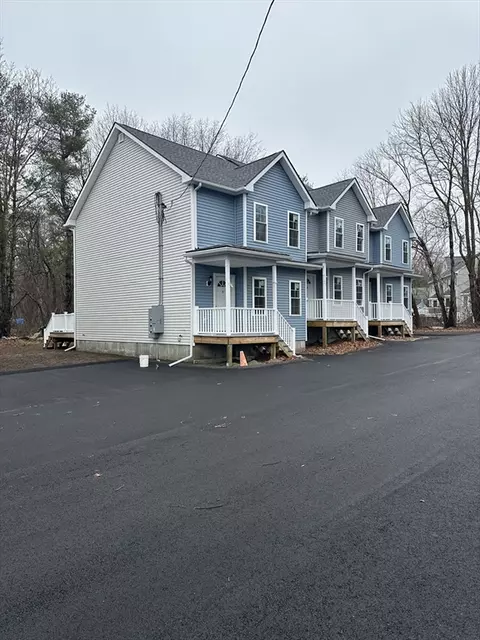170 Hart St #D, Taunton, MA 02780