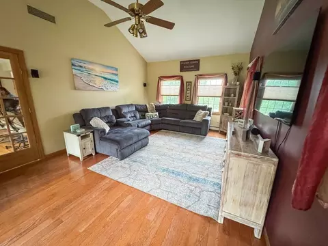 22 Dixey Dr, Middleton, MA 01949 photo 13