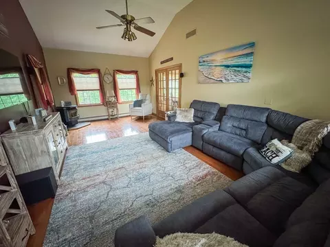 22 Dixey Dr, Middleton, MA 01949 photo 14