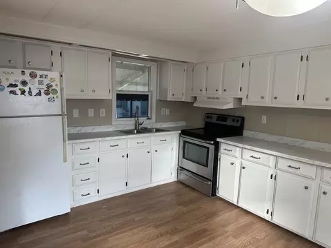 100 Phelps St #22, Marlborough, MA 01752