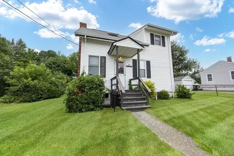 55 Second St, Swansea, MA 02777