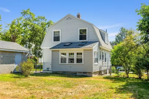 16 Tremont St, Maynard, MA 01754 photo 4