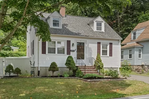 16 Florida Rd, Maynard, MA 01754