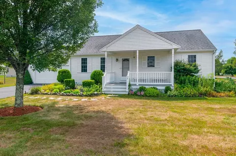 3 Falcon Rd, East Bridgewater, MA 02333