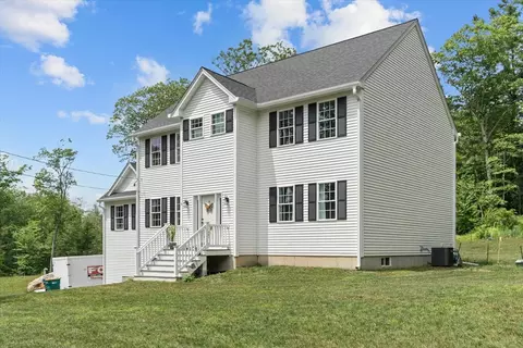 8 Sled Rd, Ashburnham, MA 01430 photo 2