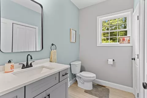8 Sled Rd, Ashburnham, MA 01430 photo 18