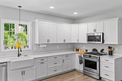 8 Sled Rd, Ashburnham, MA 01430 photo 5