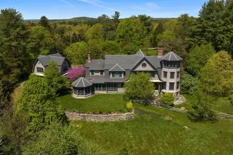 49 Willard Cmn, Concord, MA 01742