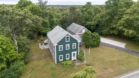 101 Parallel St, Harwich, MA 02645