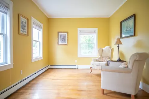 Living - 101 Parallel St, Harwich, MA 02645 photo 1 of 2
