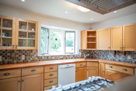 Kitchen - 101 Parallel St, Harwich, MA 02645 photo 1 of 1