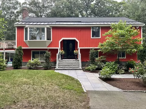 143 Brook St, Framingham, MA 01701