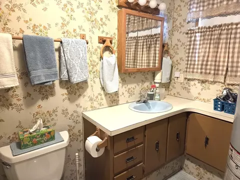 82 Sonia Dr, Marlborough, MA 01752 photo 8