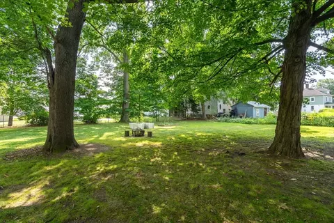 11 Stone Path Ln, Easthampton, MA 01027 photo 6