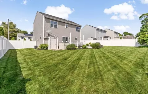 357 Ludlow St, Fall River, MA 02721 photo 17
