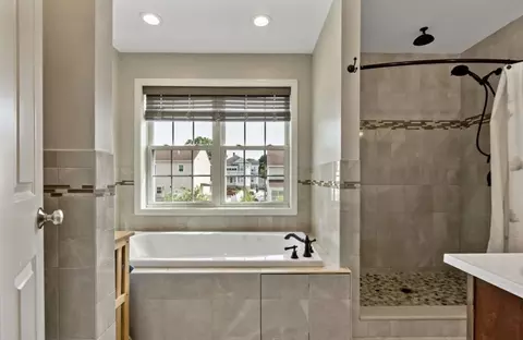357 Ludlow St, Fall River, MA 02721 photo 12