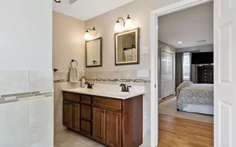 357 Ludlow St, Fall River, MA 02721 photo 13