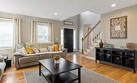 357 Ludlow St, Fall River, MA 02721 photo 2