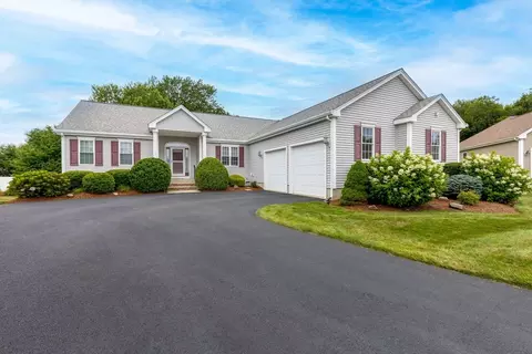 11 Deirdre Cir #11, Rehoboth, MA 02769