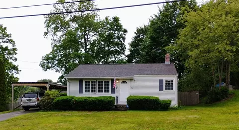 32 Edbert Dr, Holyoke, MA 01040