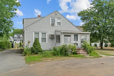 29 Wallace St, Methuen, MA 01844