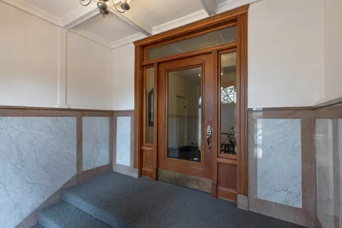 24 Dean Rd #3, Brookline, MA 02445 photo 2
