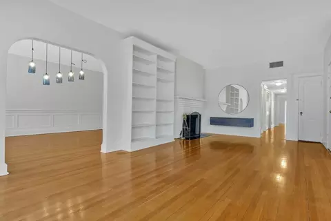 24 Dean Rd #3, Brookline, MA 02445 photo 3