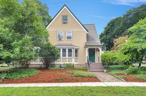 5 Thornton Rd, Winchester, MA 01890