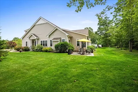 14 Primmett Ln #14, Worcester, MA 01609
