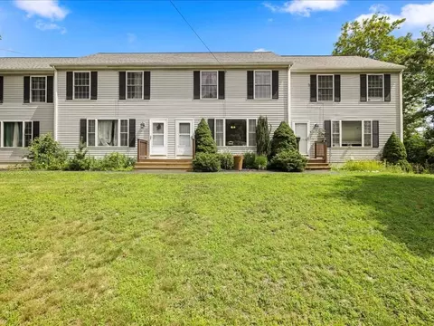 95 High St #F, Uxbridge, MA 01569