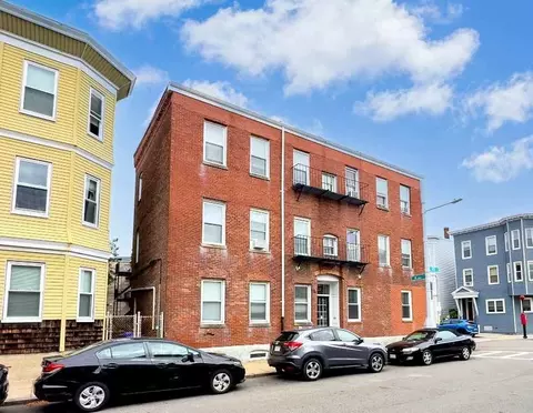 722 E 6th St, Boston, MA 02127 photo 2