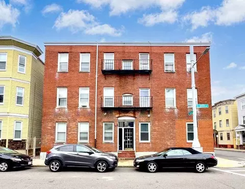 722 E 6th St, Boston, MA 02127 photo 3