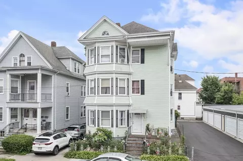 210 Whitman St, New Bedford, MA 02745