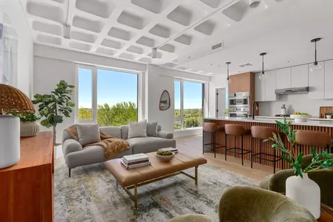 125 Lowell St #7B, Somerville, MA 02143