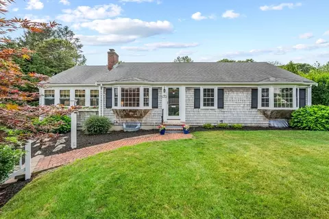 69 Joan Rd, Centerville, MA 02632
