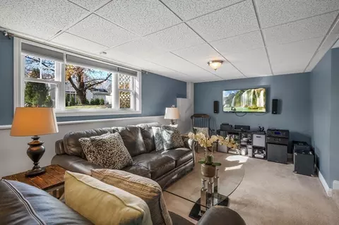 48 Summer St, Danvers, MA 01923 photo 25