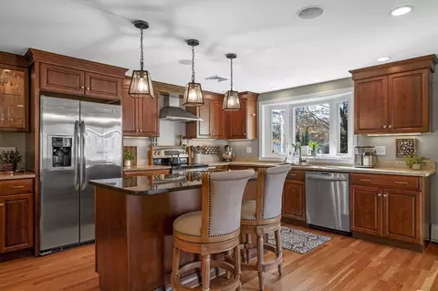 48 Summer St, Danvers, MA 01923 photo 10
