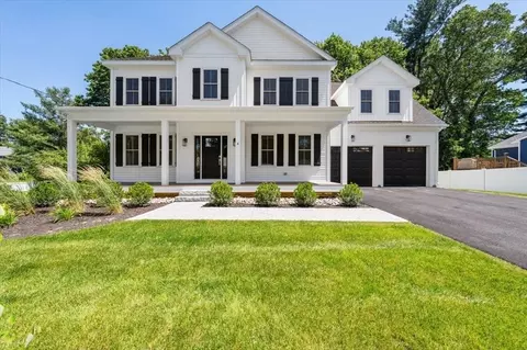 4 Lookout Ave, Natick, MA 01760