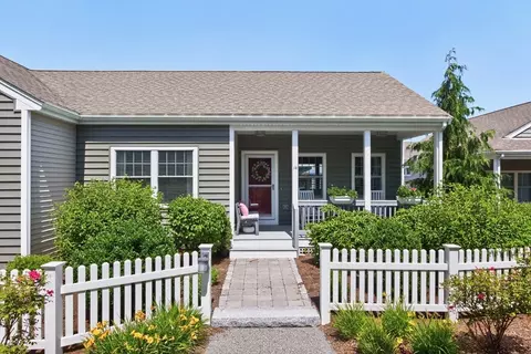 14 Dorset Ln #14, Plymouth, MA 02360